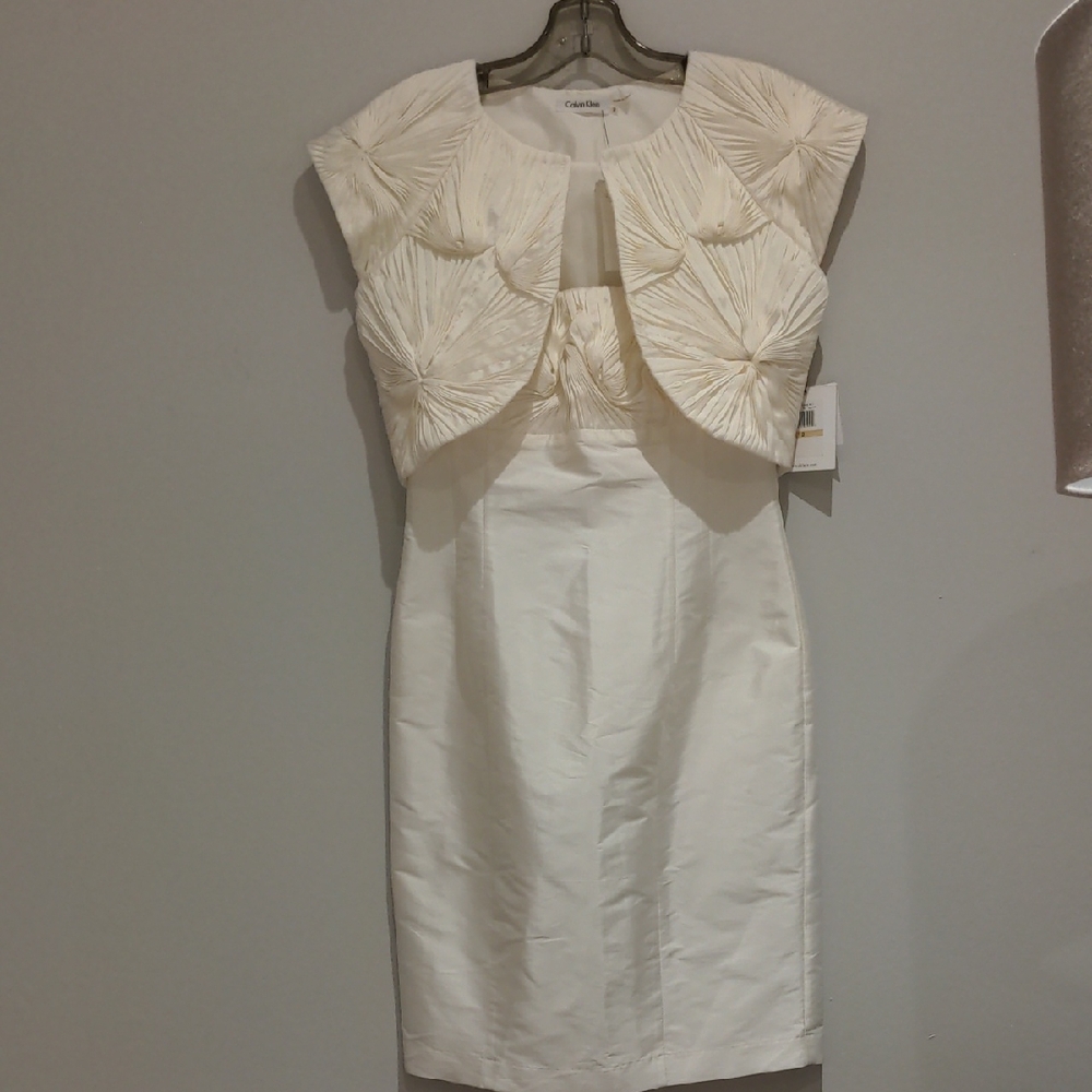 Calvin Klein Eggshell 2 piece Set Bolero Jacket & Dress Size 2 NWT